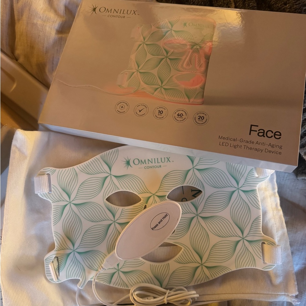 Omnilux Contour LED Face Mask